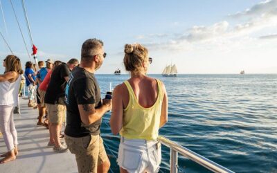Key West Sunset Sail with Open Bar, Live Music and Hors (2026 Review & Booking Guide)