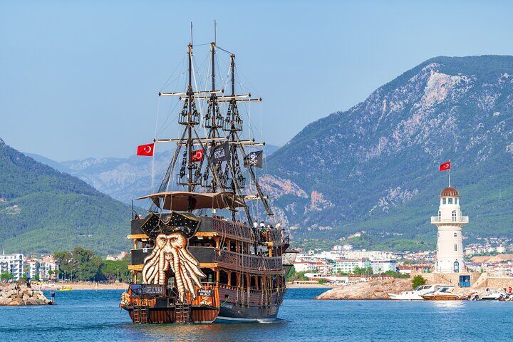 Die besten Touren und Erlebnisse in Alanya, Türkei 20 Alanya Pirate Boat with Lunch and Drinks