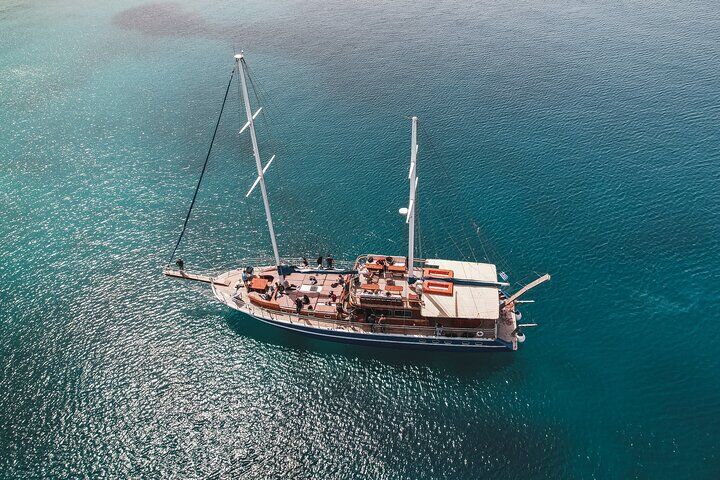 I migliori tour ed esperienze a Egina, Grecia 18 All Day Cruise -3 Islands to Agistri,Moni, Aegina with lunch and drinks included