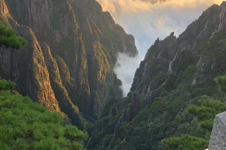 Best Things To Do in Huangshan: Sunrise Viewing & Welcoming Pine 15 All inclusive Huangshan summit 1 day private tour-No shopping