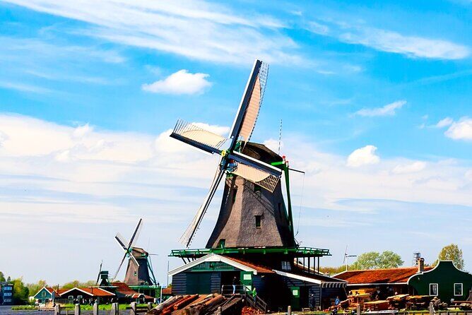 Amsterdam Windmills Cheese and Volendam Tour with Video Guide - Volendam Netherlands