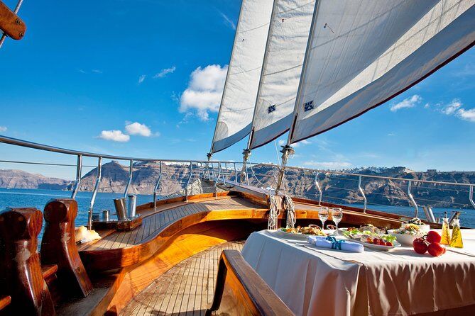 Die besten Touren und Erlebnisse in Fira, Santorin 28 Aphrodite Sailing Sunset Tour with Dinner on Board - Fira Santorini