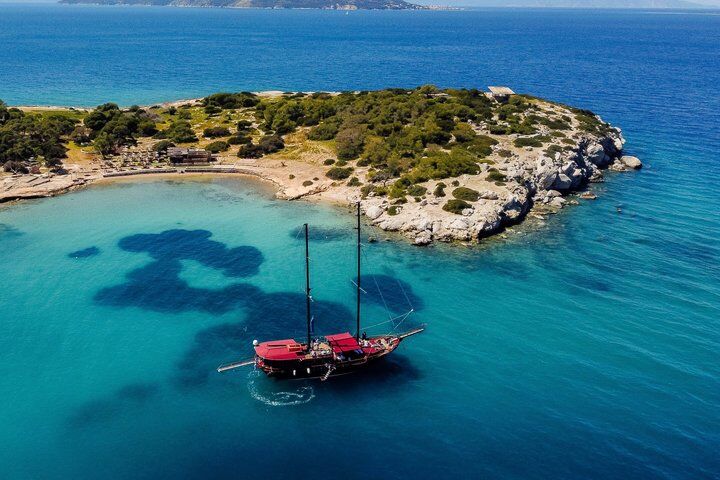 I migliori tour ed esperienze a Egina, Grecia 19 Athens cruise: Agistri, Moni/Metopi, Aegina with lunch & drinks