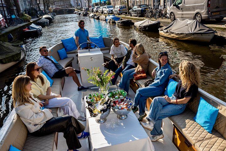 Amsterdam: Saloon Boat Cruise + Unlimited Drinks & Bite option (2026 Review & Booking Guide) 1 Amsterdam: Saloon Boat Cruise + Unlimited Drinks & Bite option in Amsterdam