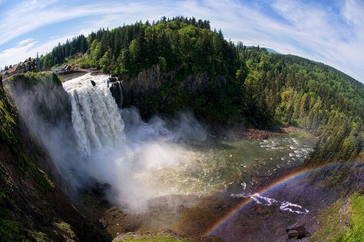 Seattle City and Snoqualmie Falls Half-Day Guided Tour in Seattle
