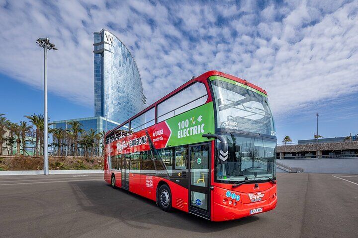 Barcelona Travel Guide: Sagrada Familia, Park Güell & a 1-Day Itinerary 2 Barcelona City Tour Hop-On Hop-Off with Optional Catamaran trip