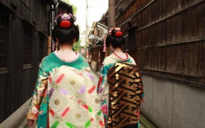 Kyoto Gion Geisha District Walking Tour – The Stories (2026 Review & Booking Guide)