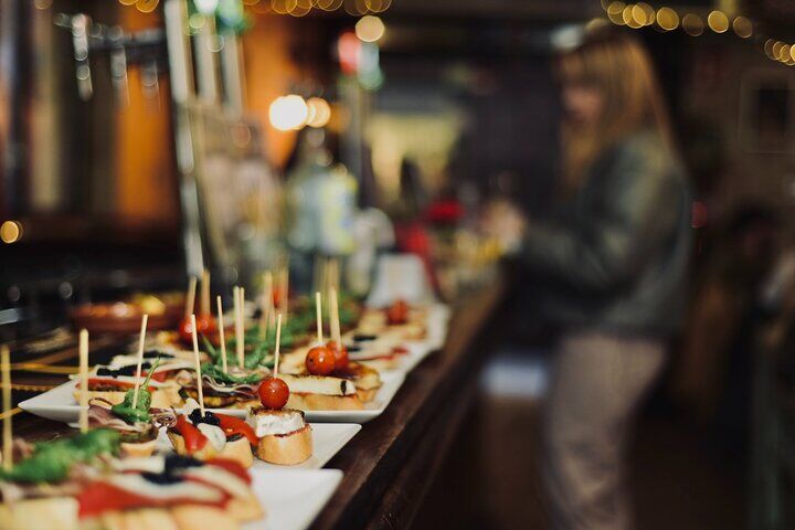 Barcelona Tapas Walking Tour: Food, Wine & History
