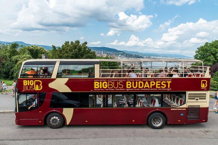Budapest Travel Guide: Thermal Baths & the Danube (2026) 11 Big Bus Budapest Hop-On Hop-Off Bus and Walking Tour