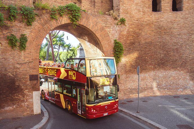 Big Bus Paris Hop on Hop Off Tour