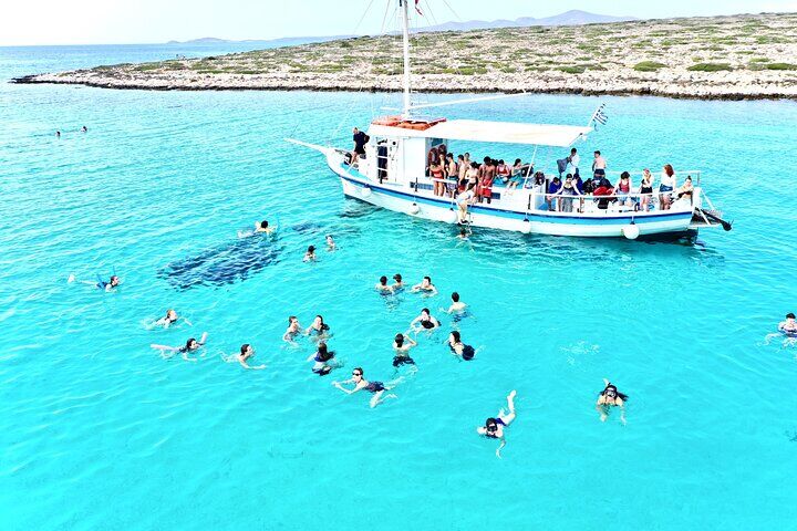 BL A boat Trip To Blue Lagoon