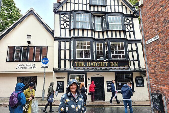 Blackbeard to Banksy the Ultimate Walking Tour of Bristol - Bristol England
