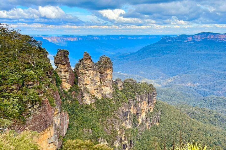 Blue Mountains Small Group Tour with Waterfall Walk & Fresh Lunch