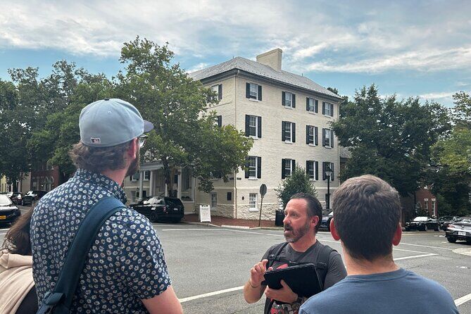 Old Town Alexandria Guided Walking Tour with a Local - Alexandria Virginia