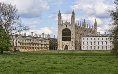 Cambridge England Travel Guide: Colleges, Punting and What to See