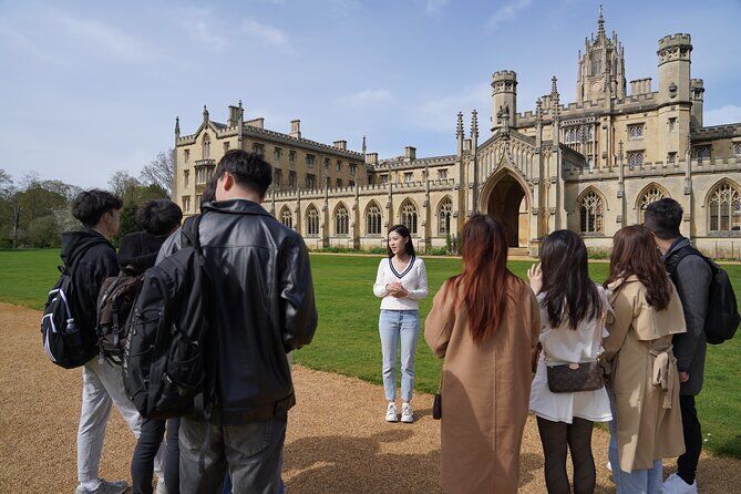Cambridge University Student Walking Tour Kings College Option - Cambridge Punting England