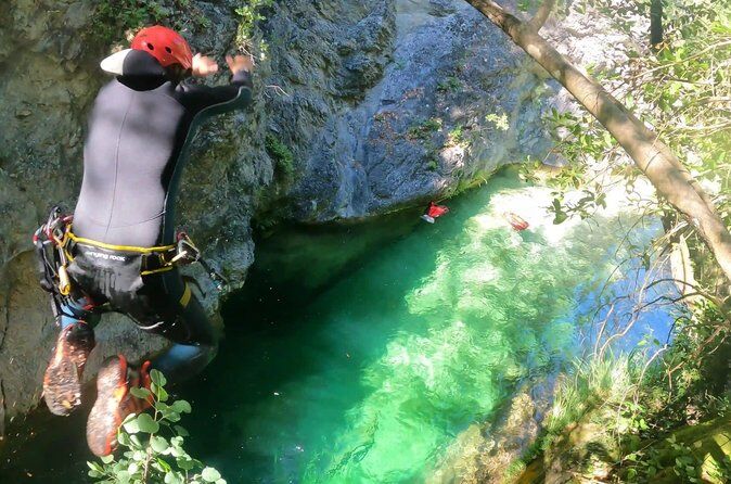 Die besten Touren und Erlebnisse am Olymp, Griechenland 26 Canyoning Orlias Mount Olympus - Mount Olympus Greece