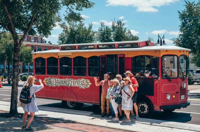 The Bourbon Trolley Distillery Tour and Tasting Experience - Louisville Bourbon Trail