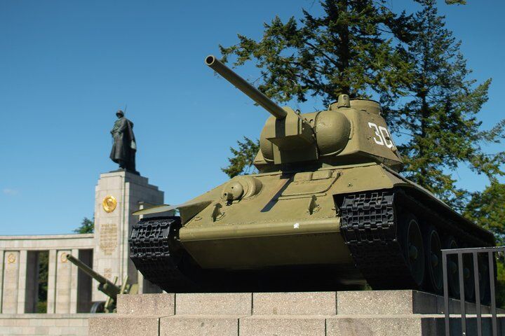 Private vs Small Group Tours in Berlin: Which Should You Book? (2026) 13 Private Walking Tour Berlin Third Reich Hitler and World War II
