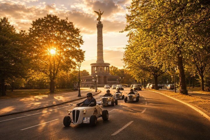 Private vs Small Group Tours in Berlin: Which Should You Book? (2026) 15 Berlin City Tour in a Mini Hotrod