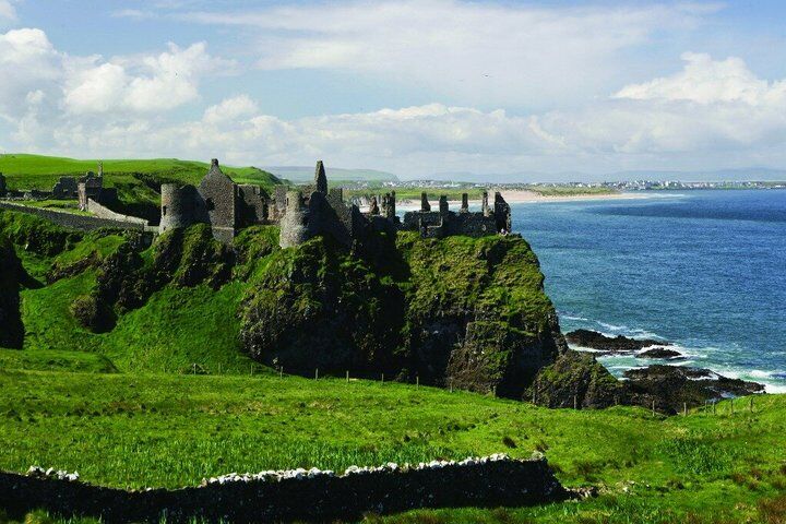 Dublin Pass (Go City): Is It Worth It? Prices, Guinness Storehouse & Break-Even (2026) 12 Dublin to Dunluce Castle, Giant's Causeway, Dark Hedge, Belfast