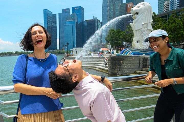 Private vs Small Group Tours in Singapore: Which Should You Book? (2026) 14 Singapore Your Way: Iconic Sights & Local Neighborhoods Tour