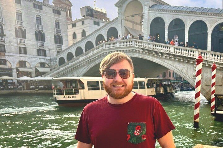 St. Mark’s Basilica Tickets Compared: Skip-the-Line vs Terrace vs Guided (2026) 13 Venice in A Day: St Mark's Basilica, Doge's Palace & Gondola Ride