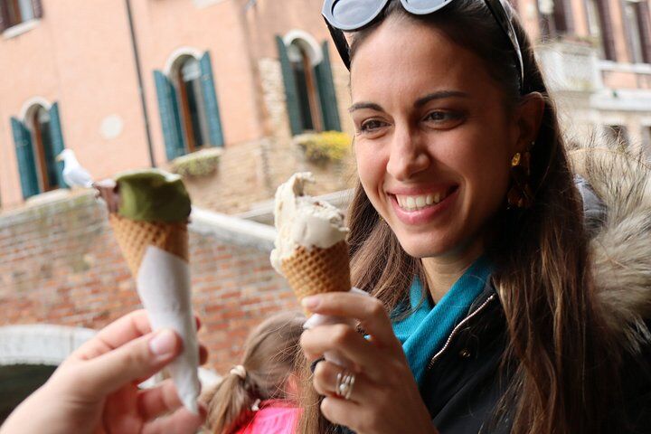Private vs Small Group Tours in Venice: Which Should You Book? (2026) 18 Eating Venice Small Group Food & Drinks Tour
