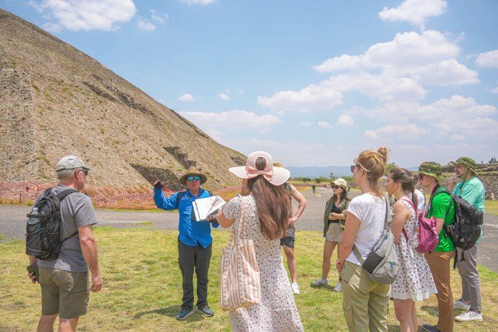 Teotihuacan, Guadalupe Shrine & Tlatelolco Day Tour with Lunch (2026 Review & Booking Guide) 1 Teotihuacan, Guadalupe Shrine & Tlatelolco Day Tour with Lunch in Mexico City