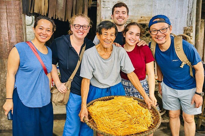 Hidden Gems of Old Hoi An – Food & Cultural Walking Tour in Hoi An