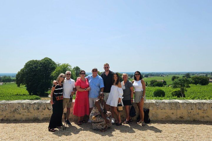 Saint Emilion Day Trip with Sightseeing Tour & Wine Tastings (2026 Review & Booking Guide) 1 Saint Emilion Day Trip with Sightseeing Tour & Wine Tastings in Bordeaux