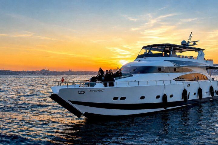 Istanbul Bosphorus Sunset Cruise Experience on Luxury Yacht in Istanbul