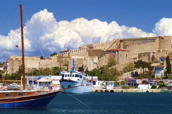 Los mejores tours y experiencias en Çeşme, Turquía 16 Cesme-Alacati Tour from Izmir