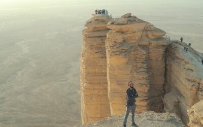 Edge of the World with 4×4 vehicle, camels and stargazing (2026 Review & Booking Guide)