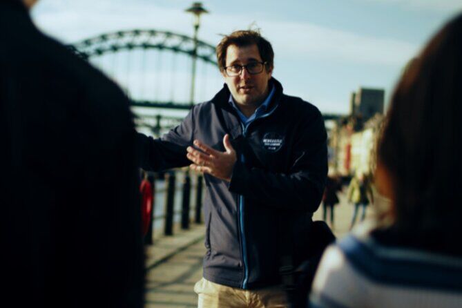 Beste Touren und Erlebnisse in Newcastle England 20 Cruise Excursion Historic Chester - Newcastle England