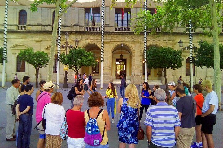 Cultural Walking Tour of Seville Monumental