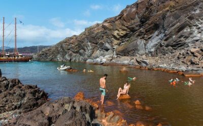 Santorini Catamaran Cruise with Swim-Stops, Greek Meal and Sunset (2026 Review & Booking Guide)