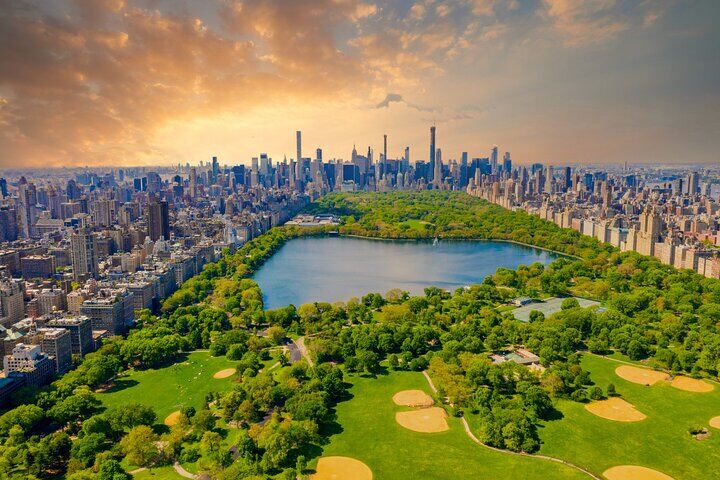 Private vs Small Group Tours in New York City: Which Should You Book? (2026) 10 New York in One Day Guided Sightseeing Tour
