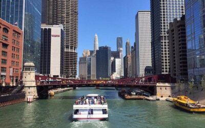 What to Eat in Chicago: Best Food Guide (2026)