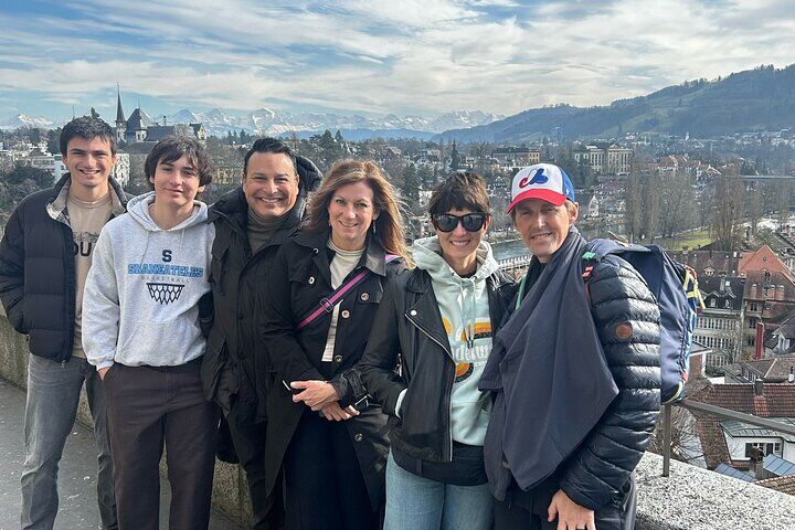 Bern Travel Guide: Zytglogge Astronomical Clock & Bear Park (2026) 7 Bern Walking Tour: Explore Top Sights & Hidden Gems