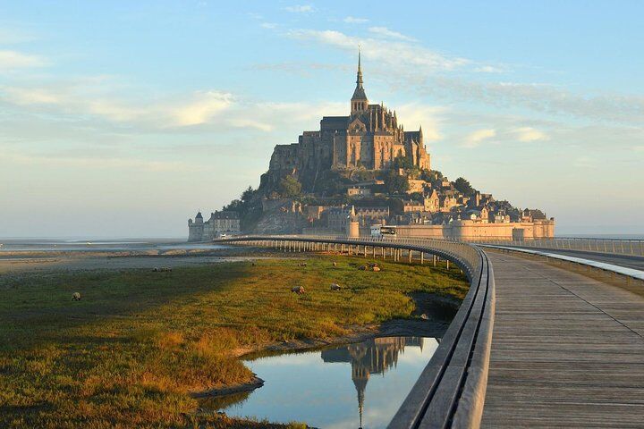 Die besten Touren und Erlebnisse in Dinan, Frankreich 10 Day Trip Mont Saint-Michel, Cancale & Dinan from Saint-Malo - 10 hours