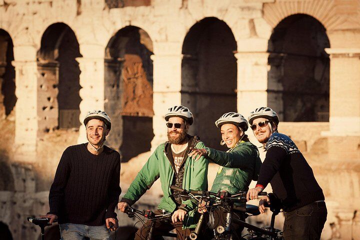 Private vs Small Group Tours in Rome: Which Should You Book? (2026) 18 Rome City Small Group Bike Tour with quality Bike or E-Bike