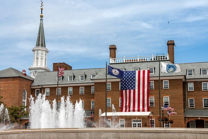 Historic Walking and Photo Tour of Old Town Alexandria Virginia