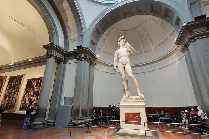 Accademia (David) Tickets Compared: Ticket vs Guided vs Combo (2026) 17 Florence in a Day: David, Cathedral & City Highlights Guided Tour