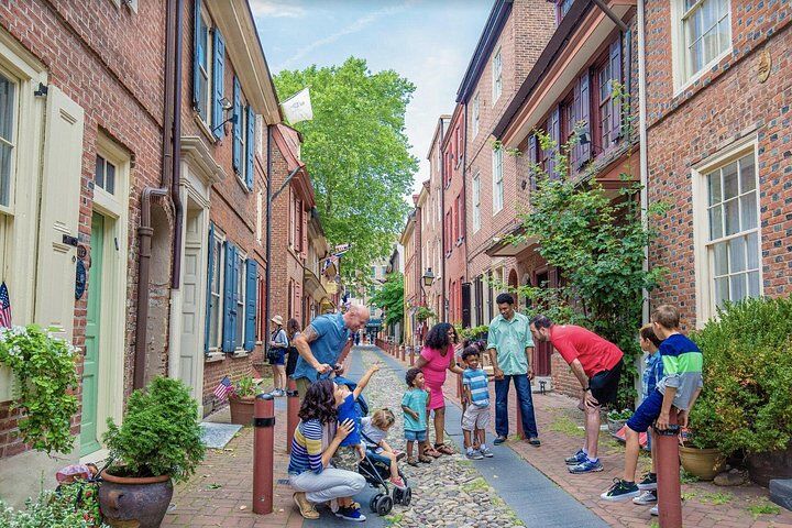 Philadelphia Old City Historic Walking Tour with 10+ Top Sites (2026 Review & Booking Guide) 1 Philadelphia Old City Historic Walking Tour with 10+ Top Sites in Philadelphia