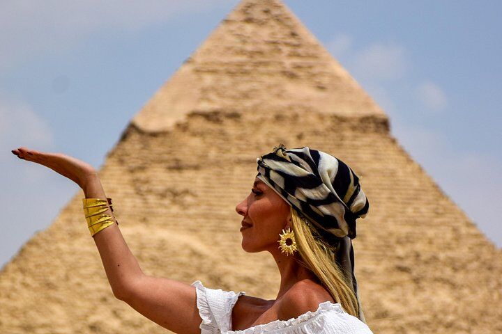 Fly to Cairo:Explore Pyramids & Optional Tutankhamun’s Mask (2026 Review & Booking Guide) 1 Fly to Cairo:Explore Pyramids & Optional Tutankhamun’s Mask in Hurghada