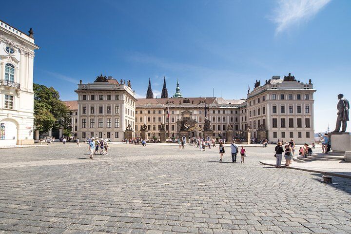 Private vs Small Group Tours in Prague: Which Should You Book? (2026) 14 3-hour Private Prague Castle Walking Tour