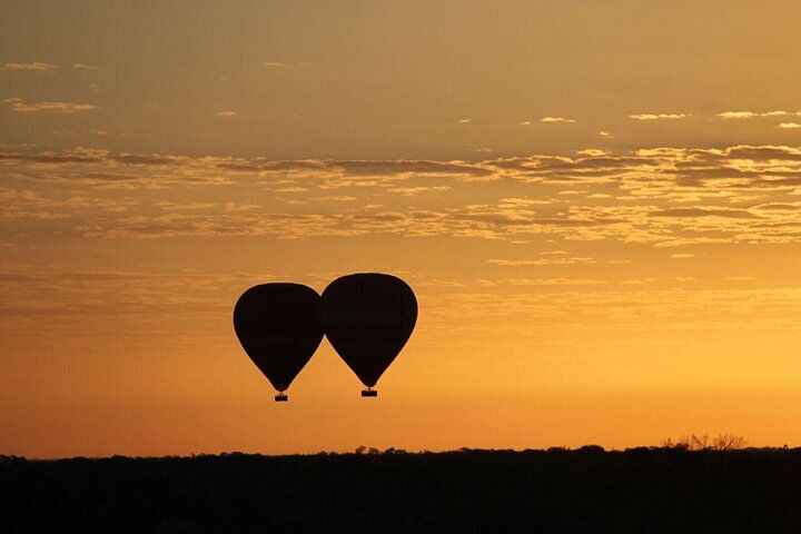 Best Tours & Experiences in Alice Springs 11 Early Morning Ballooning in Alice Springs
