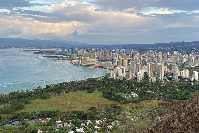 하와이 다이아몬드 헤드 추천 투어 & 체험 18 Diamond Head Hiking Shuttle Ticket and Reservation Included - Diamond Head Hawaii