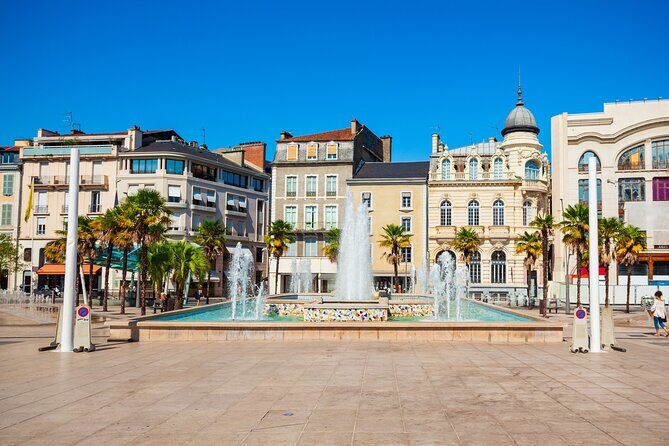 Explore Pau in 60 Minutes with a Local - Pau France